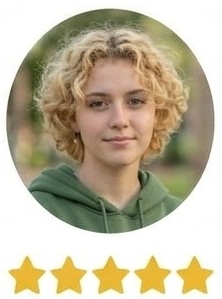 Alumna egresada destacando su preparación PAES matemáticas M1 para la prueba DEMRE
